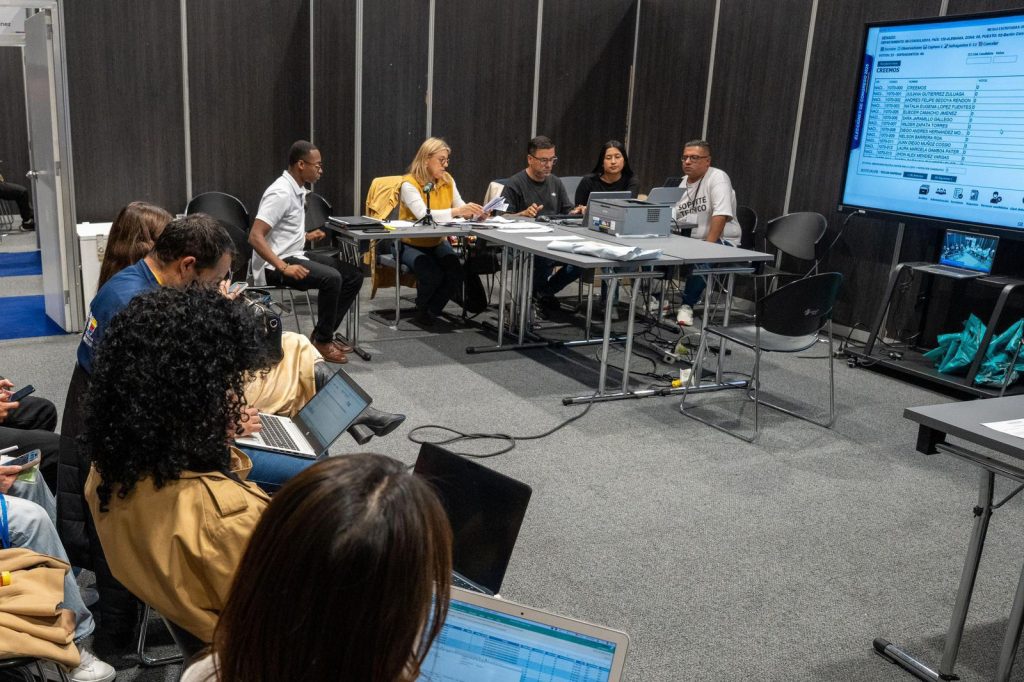 CNE declara elección en 13 circunscripciones de paz y avanza en escrutinios para el Congreso 2026-2030
