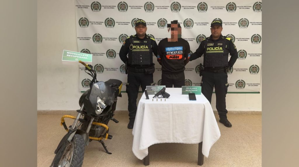 Un presunto delincuente abatido y otro capturado tras intento de robo en Santo Tomás