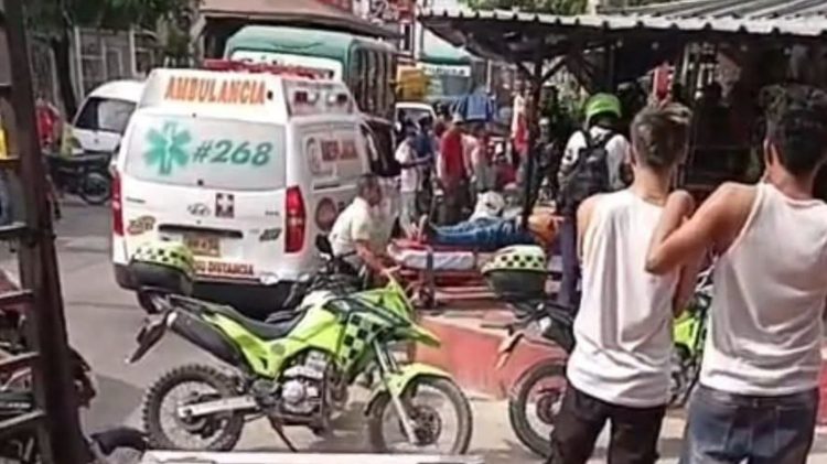 Ataque sicarial deja dos hombres heridos en casino del barrio Normandía, en Soledad