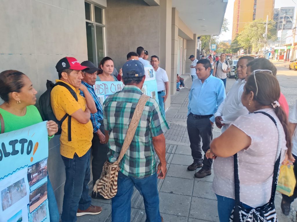 Habitantes de Guaimaral exigen cumplimiento de compromisos sobre agua, salud y vías en Tubará