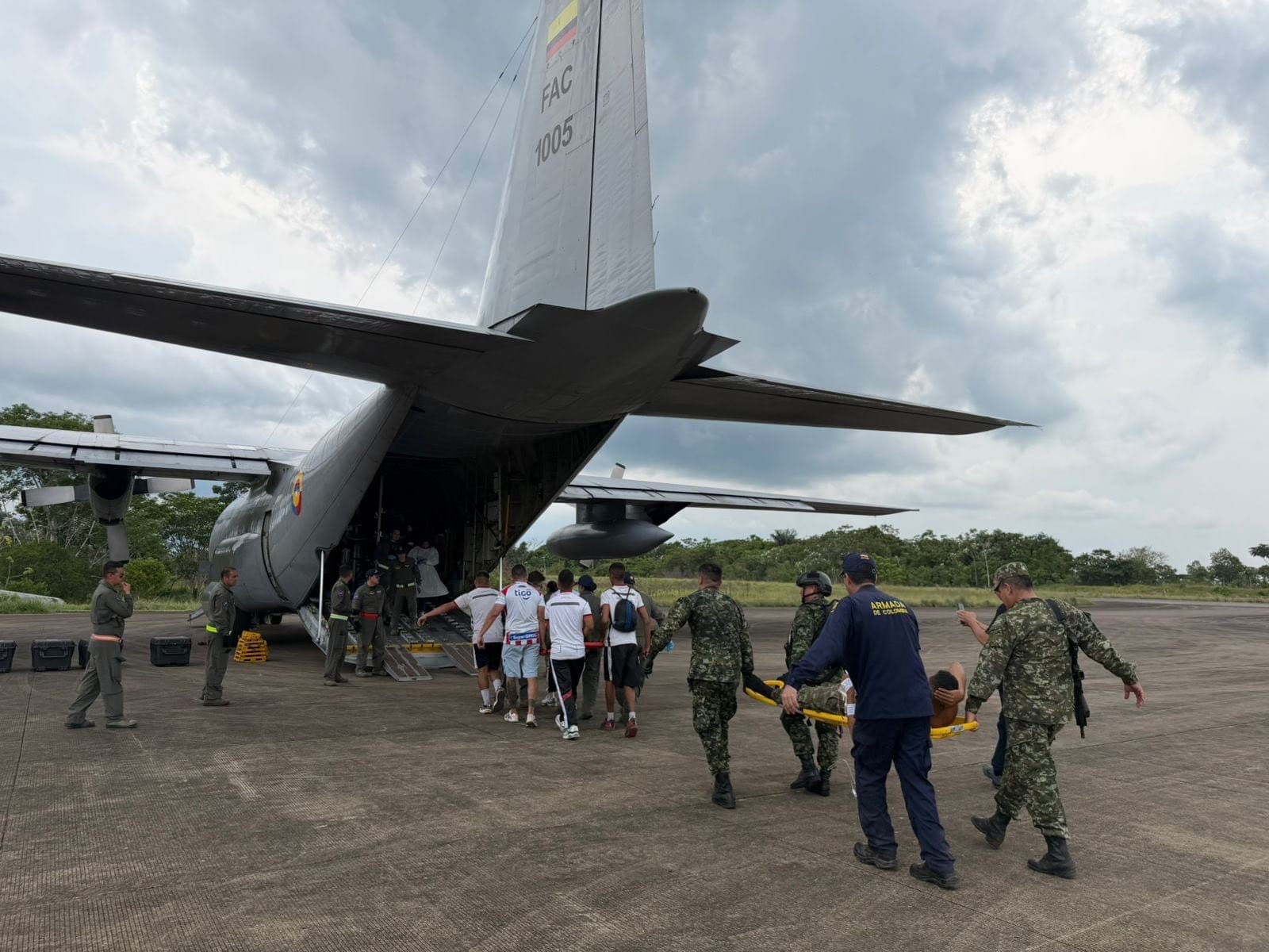 Gobierno decreta tres días de duelo nacional por tragedia aérea en Putumayo que dejó 69 uniformados muertos