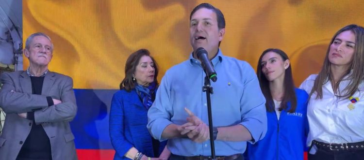 Juan Carlos Pinzón reconoce derrota en la Gran Consulta y anuncia retiro de la vida pública