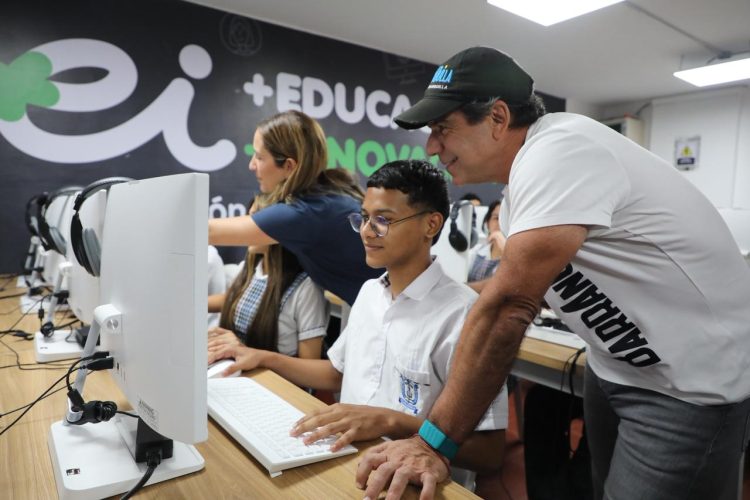 Barranquilla impulsa formación en tecnología con el programa +Educación +Innovación