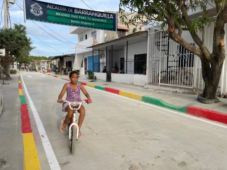 Barranquilla entrega nuevas vías en Los Ángeles 3 y avanza hacia su pavimentación total