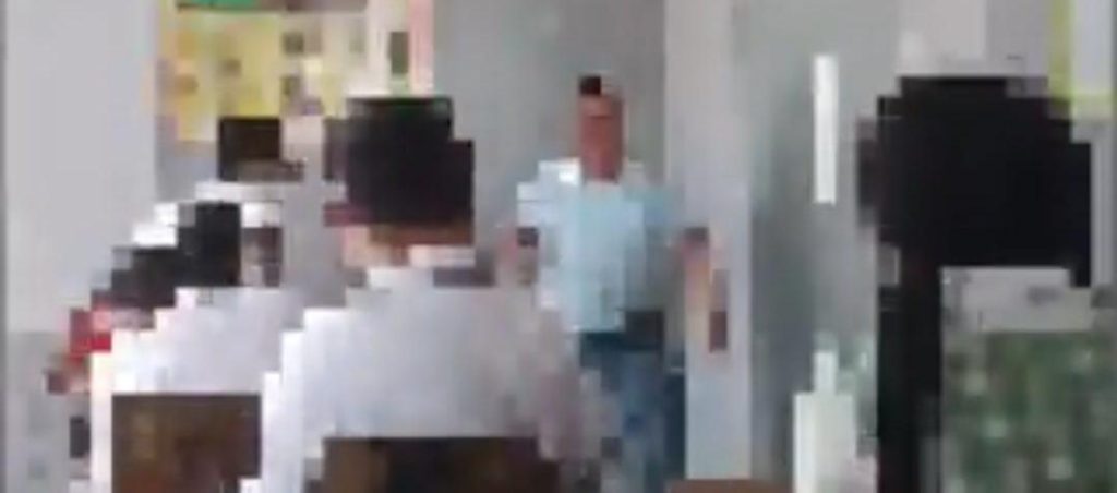 profesor IED Olaya agredido