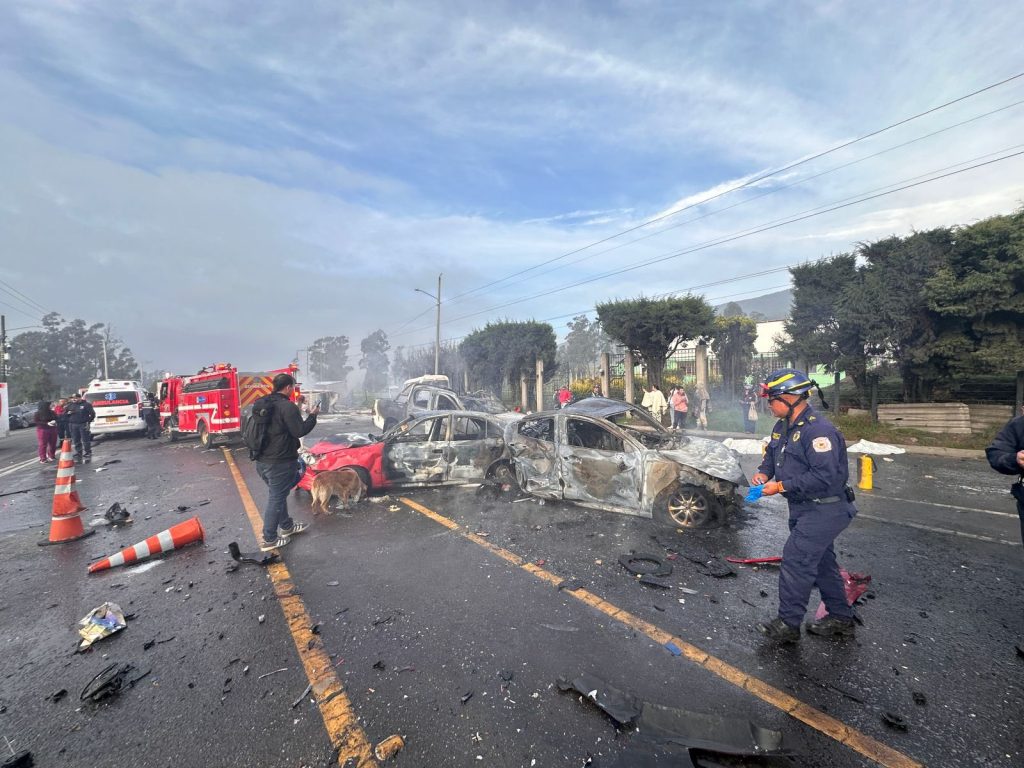 Accidente múltiple en vía Zipaquirá – Ubaté deja 2 muertos y 19 heridos