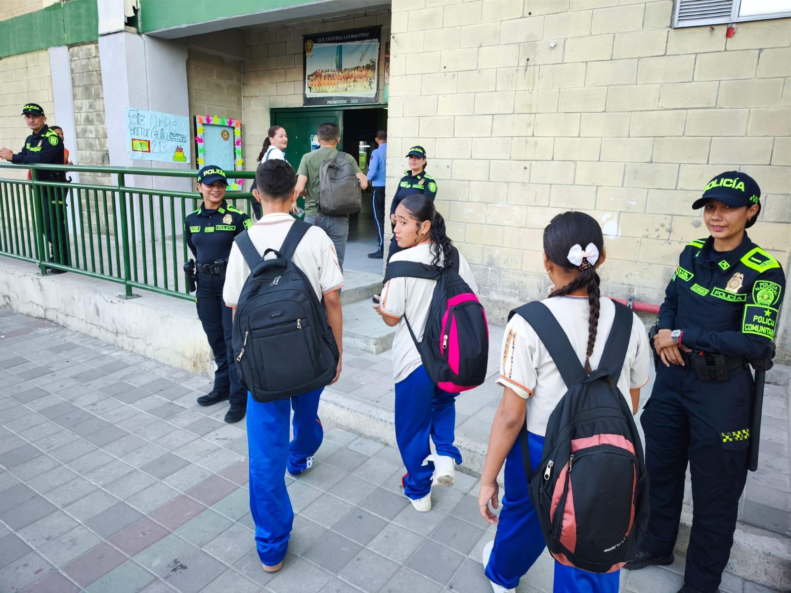 Barranquilla refuerza acciones de prevención y acompañamiento en 14 colegios distritales