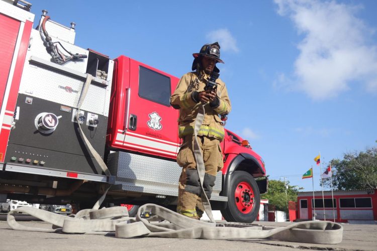 Bomberos de Barranquilla cumplen 99 años con inversión de $7.000 millones para su fortalecimiento