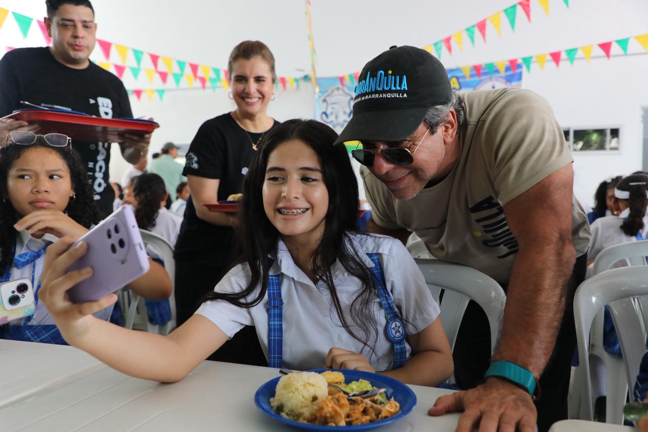 Barranquilla entrega nueva cocina y comedor escolar en la IED Hogar Mariano para fortalecer la alimentación estudiantil