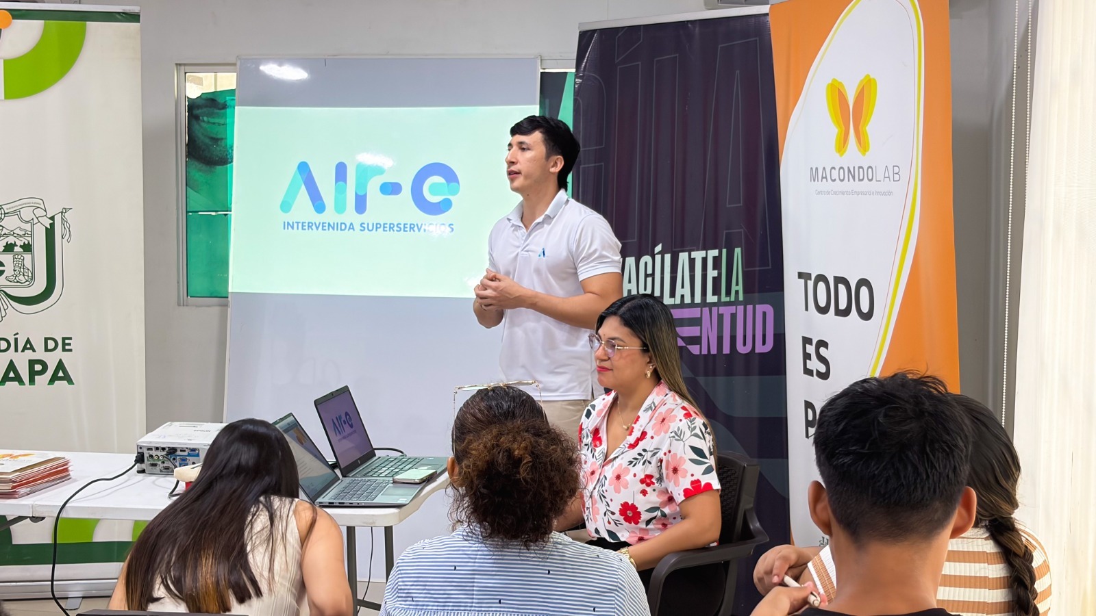 Air-e Intervenida forma a 90 líderes del Caribe con programa de empoderamiento comunitario