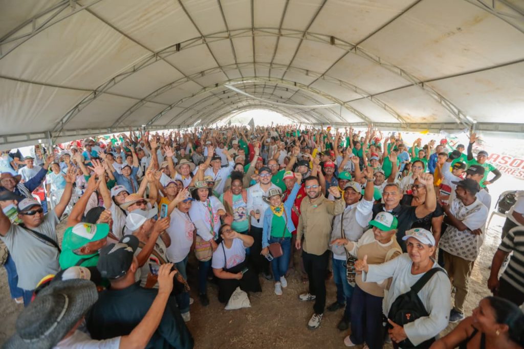 ANT entrega 2.000 hectáreas a 390 familias campesinas en el Atlántico