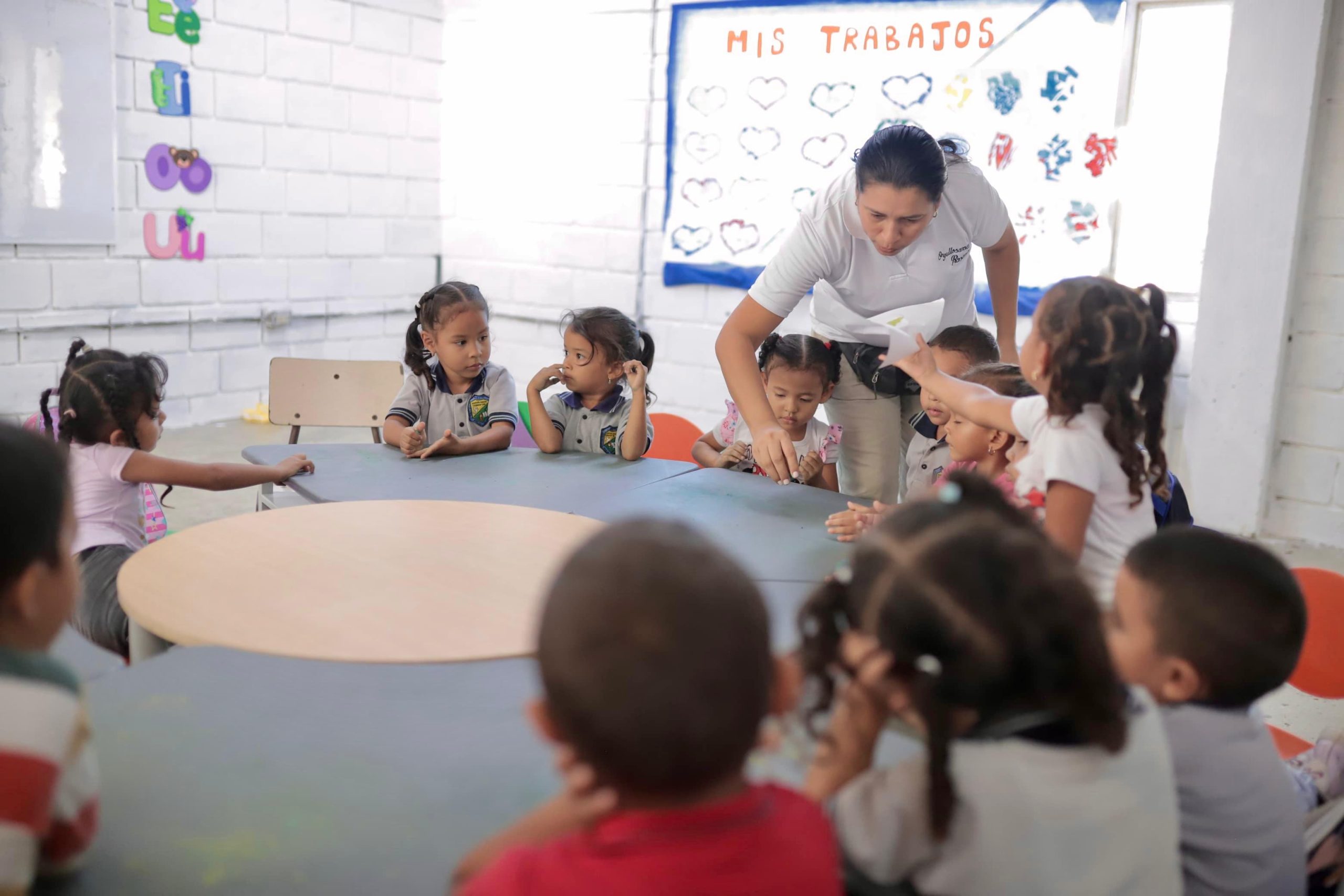 212 docentes del Atlántico logran ascenso y mejora salarial tras proceso de evaluación