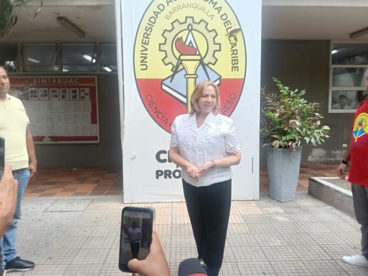 “Treinta años de historia no se pueden perder”: Silvia Beatriz Gette tras su retorno a la rectoría
