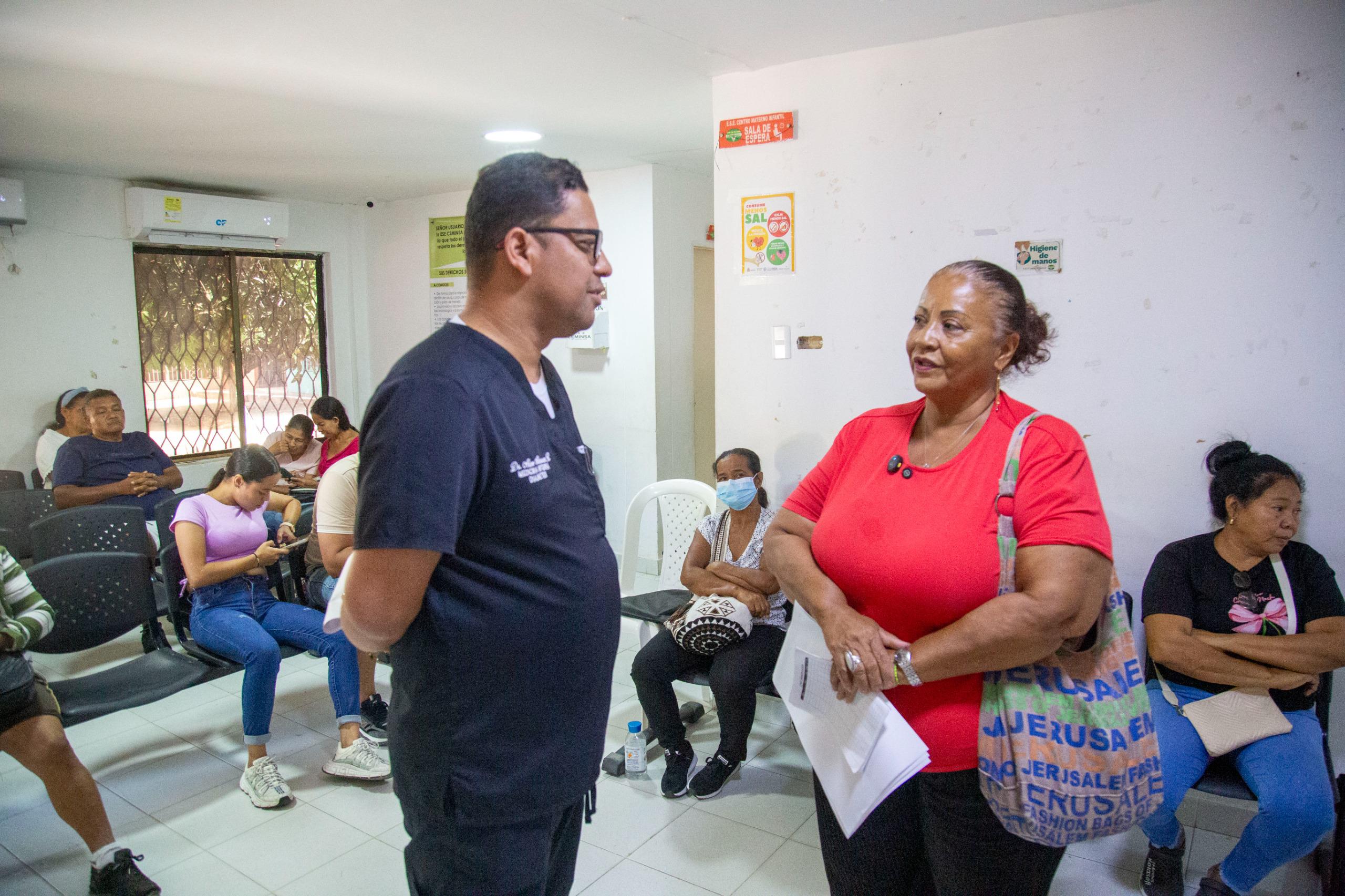 Atlántico refuerza atención en salud con especialistas en hospitales públicos