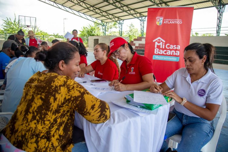 ‘Mi Casa Bacana’ llega a Campo de la Cruz con nuevos mejoramientos de vivienda en el sur del Atlántico