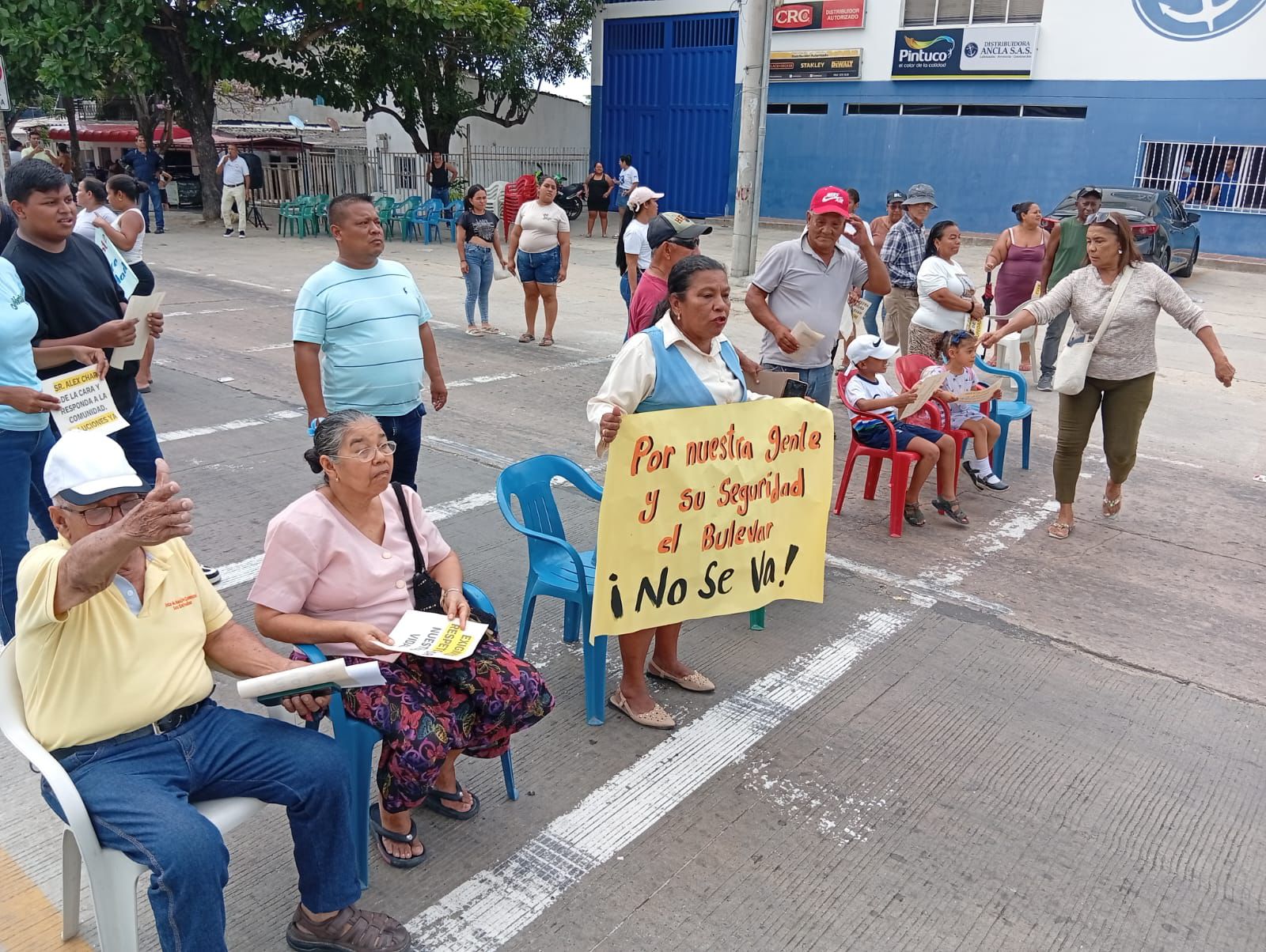 Protesta por ampliación de la vía 40 en Barranquilla: comunidad rechaza eliminación del bulevar