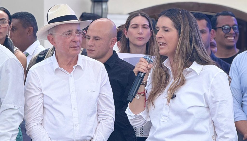 Paloma Valencia presenta en Barranquilla su plan de seguridad y cuestiona manejo de Air-e