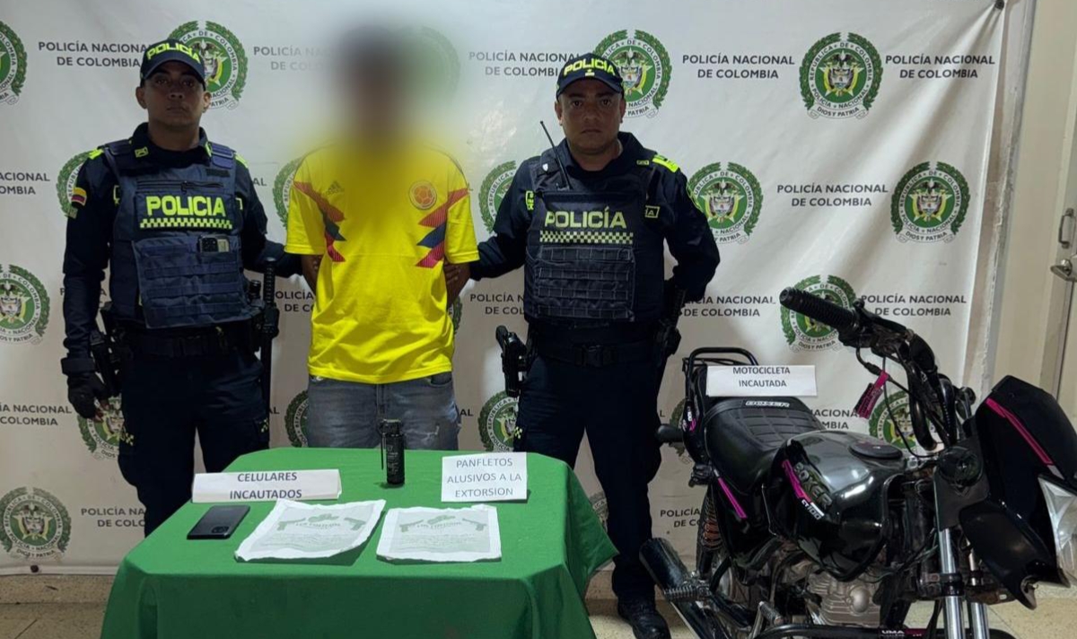 Capturan a hombre con granada y panfletos extorsivos en Galapa