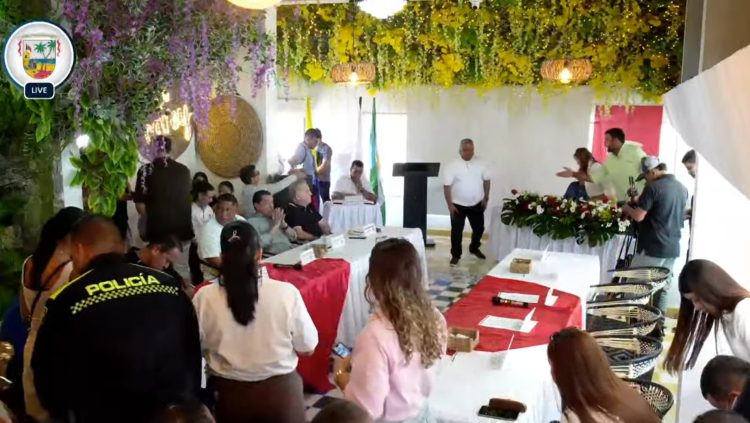 Asamblea del Atlántico sesiona en Luruaco y prioriza soluciones en agua potable y saneamiento financiero
