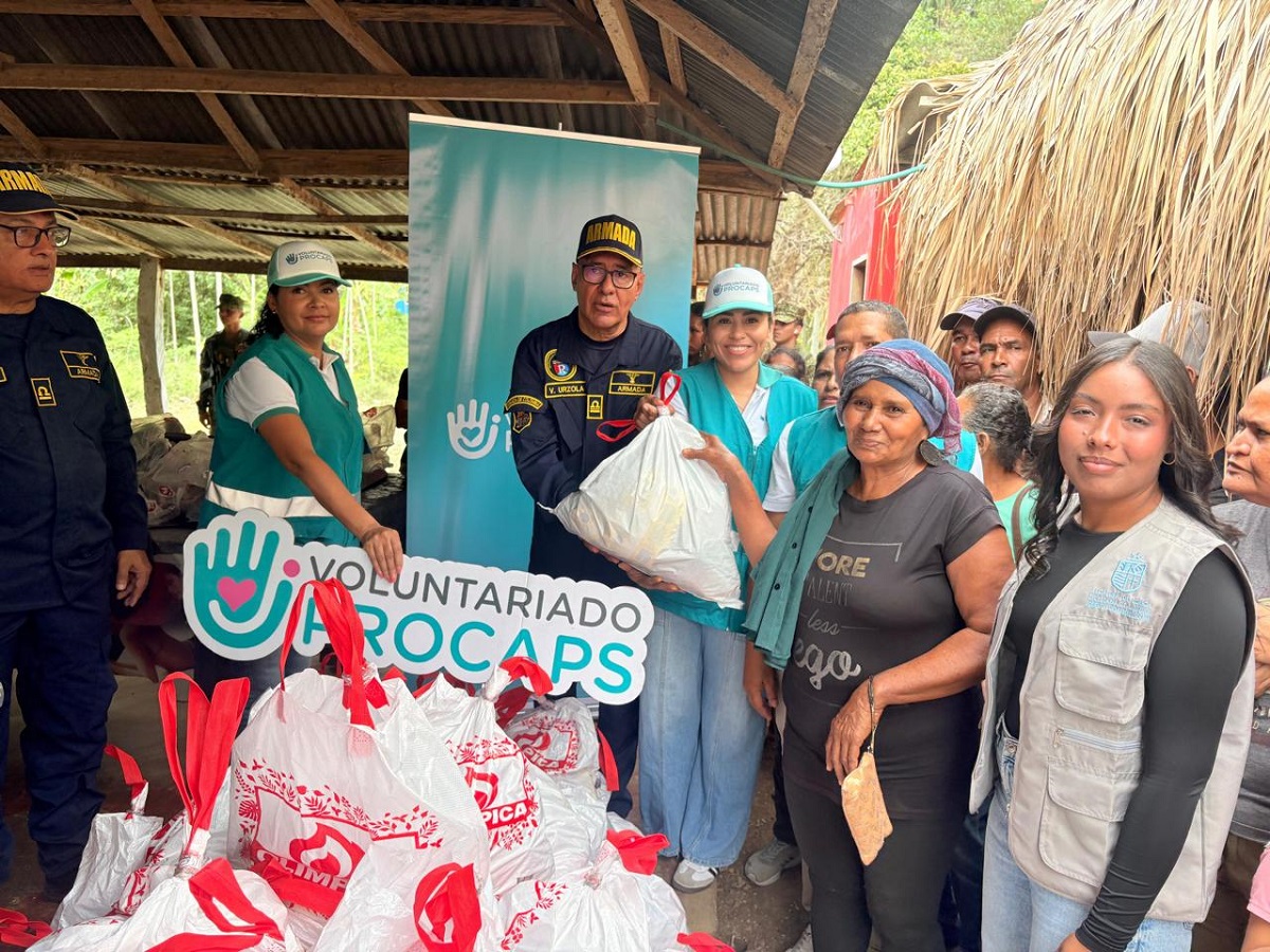 Procaps y Armada de Colombia realizaron jornada de atención humanitaria para comunidades afectadas por inundaciones en Córdoba