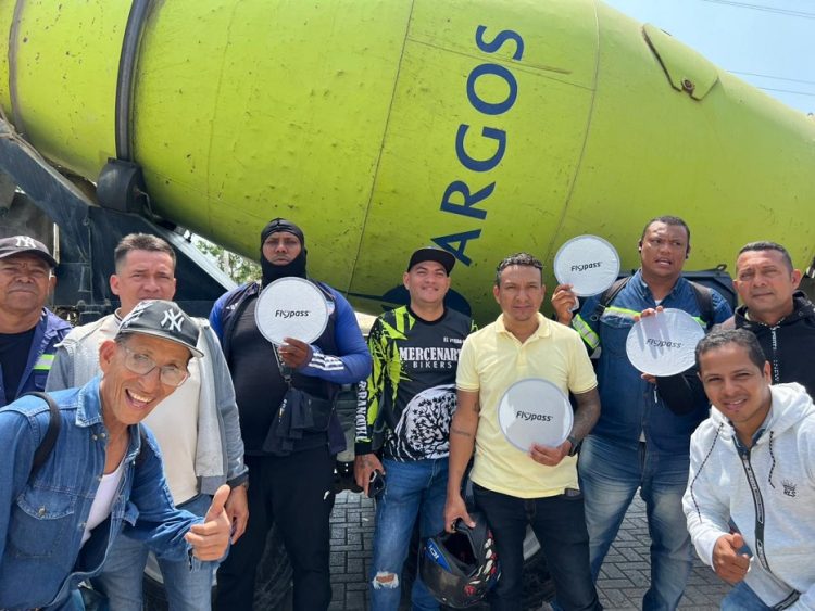 Argos y Flypass lideran campaña de seguridad vial que impactó a más de 250 personas en Barranquilla y Galapa