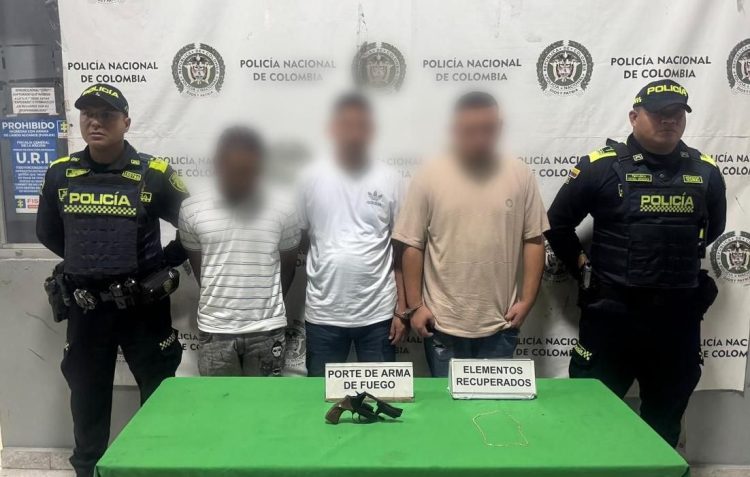 Capturan a tres presuntos delincuentes tras robo en el norte de Barranquilla