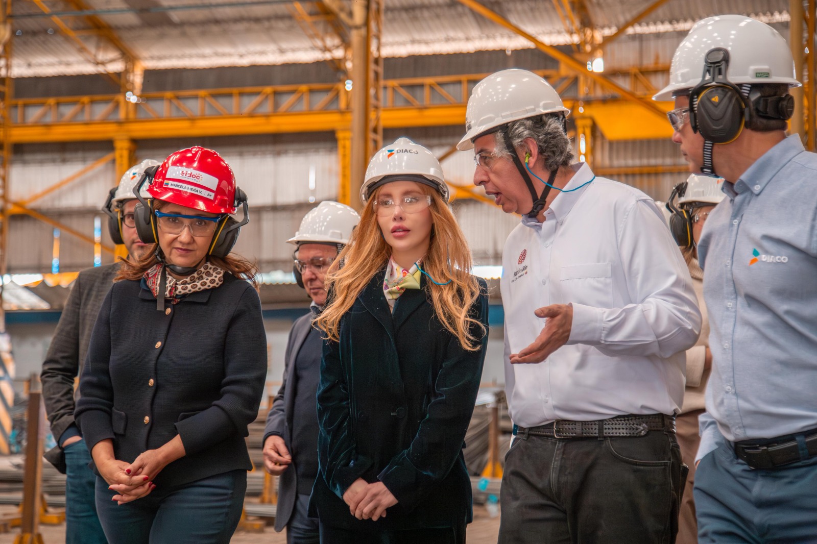 Industria manufacturera y comercio jalonaron el crecimiento económico de Colombia en el primer trimestre de 2026
