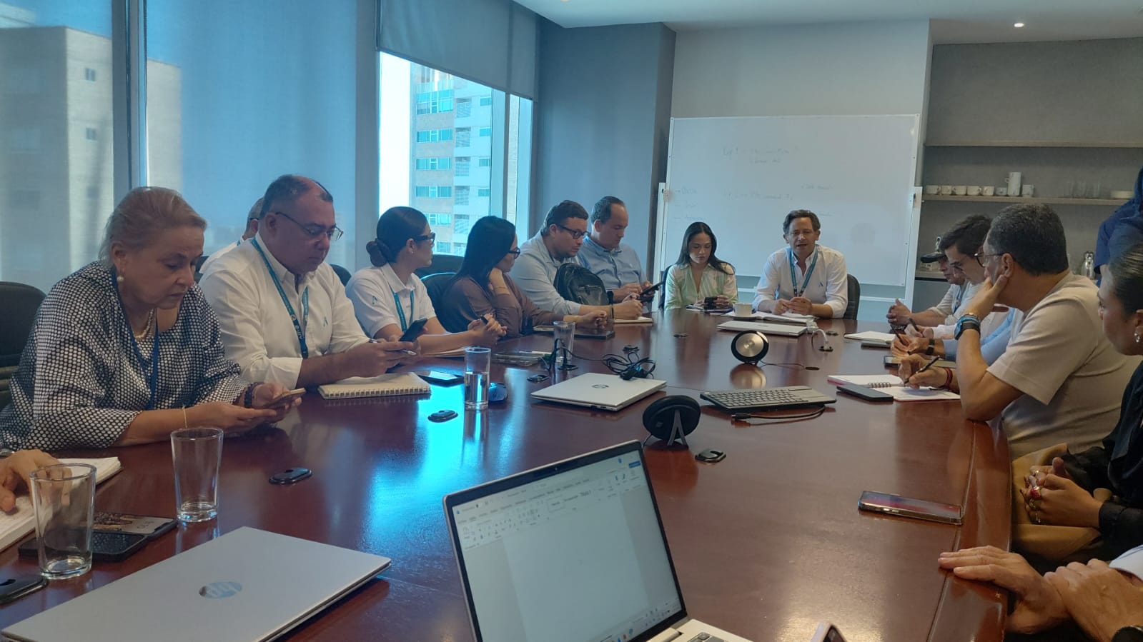 Air-e y autoridades de Galapa acuerdan acciones para mejorar el servicio de energía