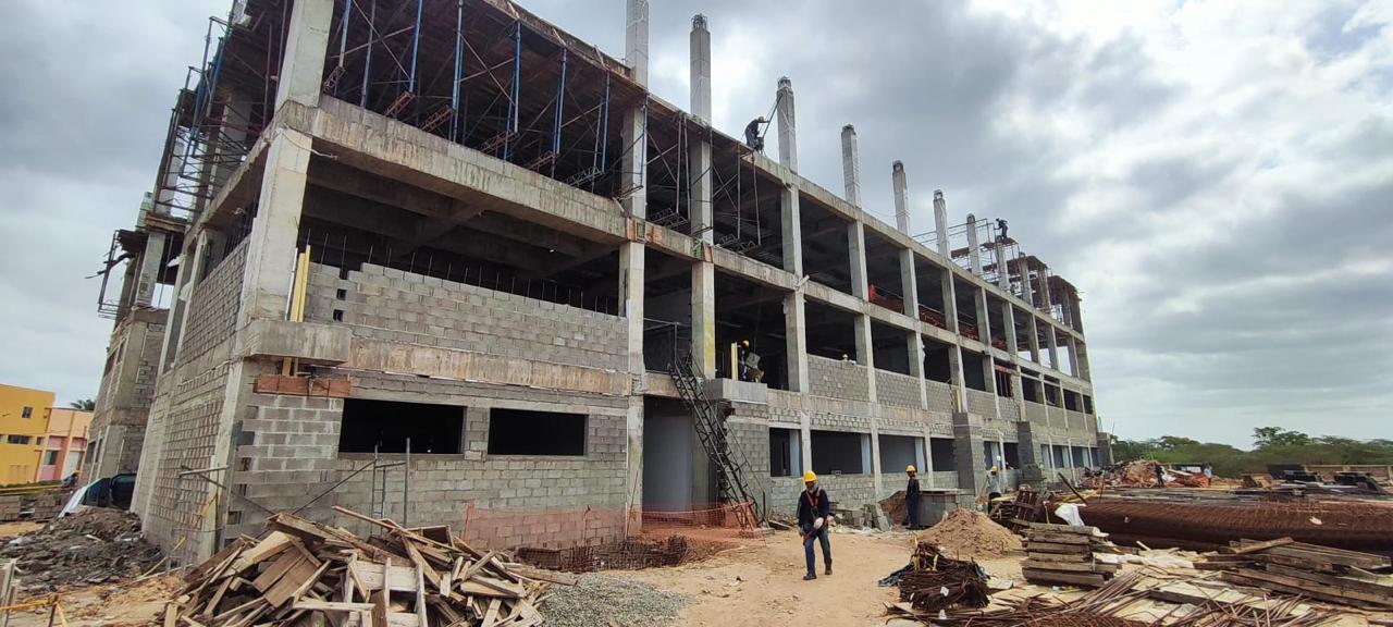 Avanza construcción de nuevo bloque de Arquitectura en la Universidad de La Guajira
