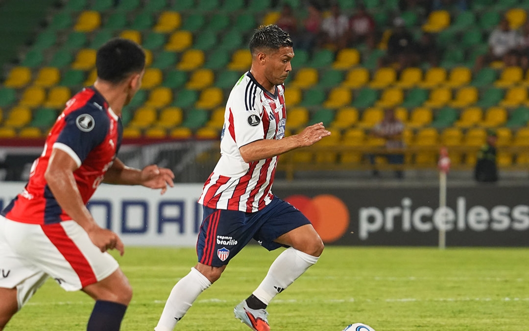 Junior volvió a perder con Cerro Porteño y quedó eliminado de la Copa Libertadores