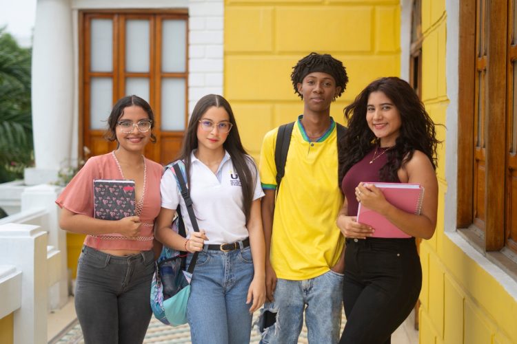 Abren 1.000 cupos gratuitos en ‘IUB al Barrio’ para estudiar educación superior en Barranquilla