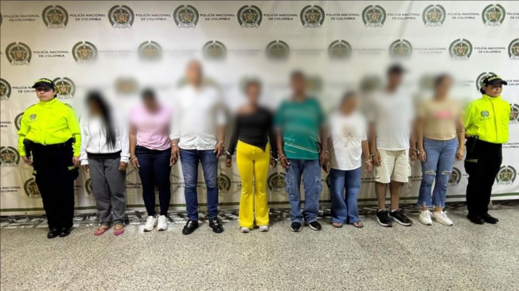 Capturan a 11 presuntos integrantes de red que habría robado más de $3 mil millones en subsidios del DPS