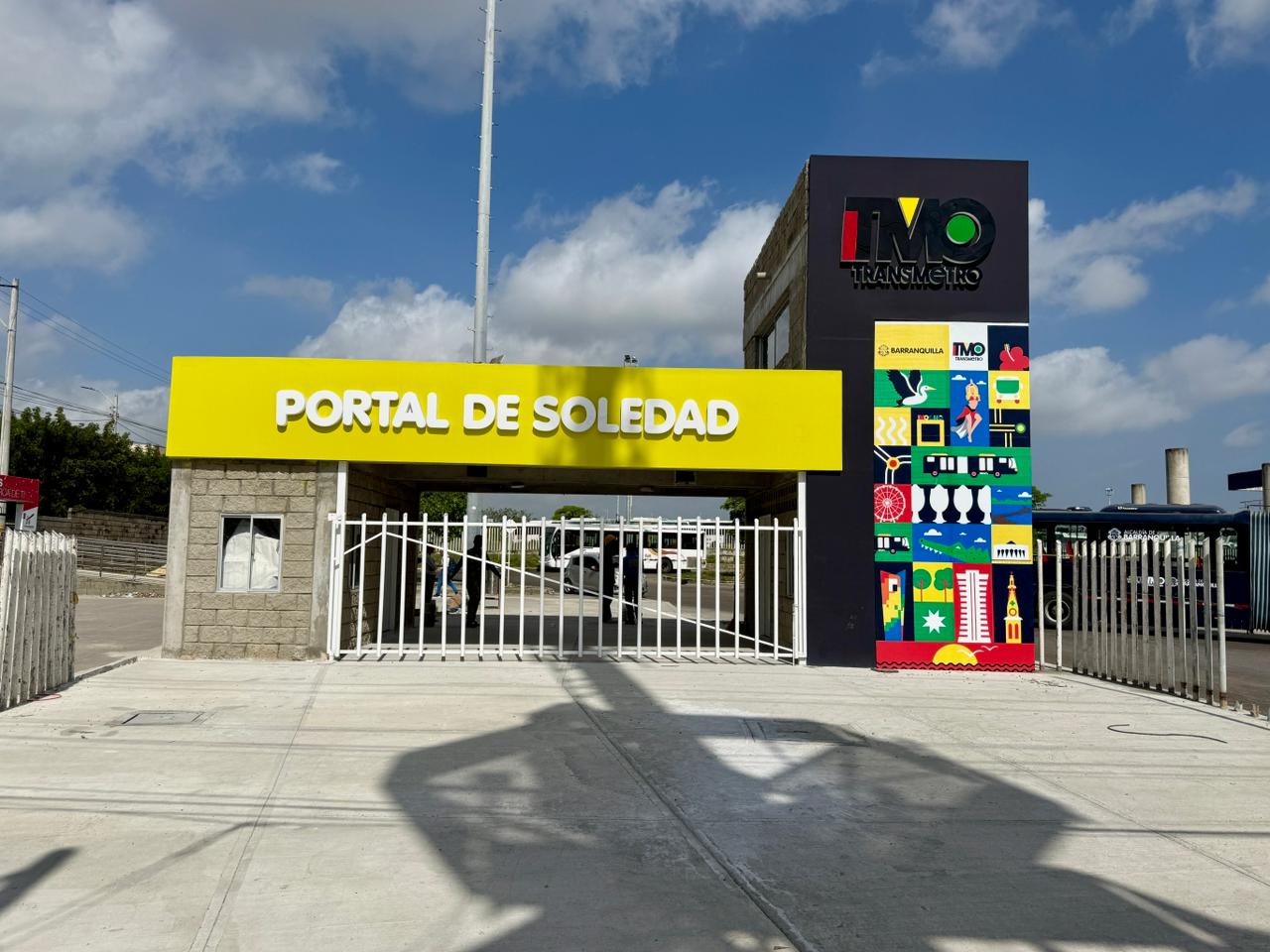 Transmetro avanza en modernización y recuperación de estaciones para mejorar seguridad y servicio en Barranquilla