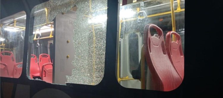 Vandalizan tres buses de Transmetro durante la final entre Junior y Nacional en Barranquilla