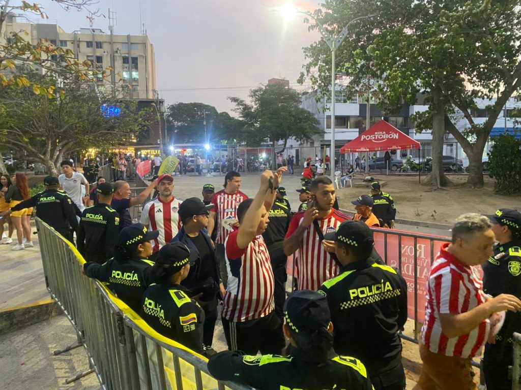 Más de 1.000 policías garantizarán la seguridad durante la final del fútbol colombiano en Barranquilla