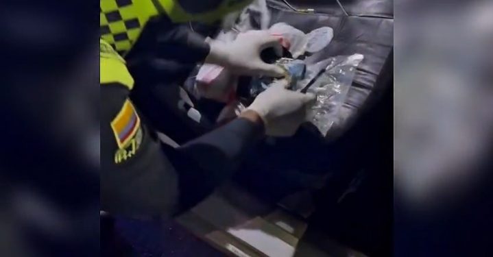 Capturan en Villa Carolina a dos presuntos expendedores con 1.500 dosis de marihuana