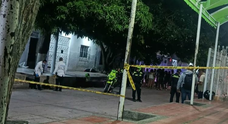 Mototaxista fue asesinado y una mujer resultó herida en ataque sicarial en el barrio Alfonso López