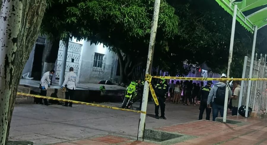 Mototaxista fue asesinado y una mujer resultó herida en ataque sicarial en el barrio Alfonso López