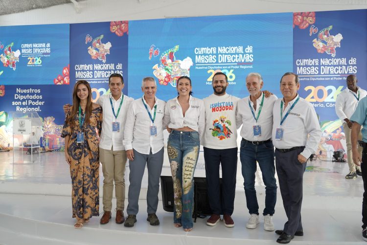 Gobernadores impulsan creación de regiones autónomas y preparan proyecto de ley para convertirlas en entidades territoriales