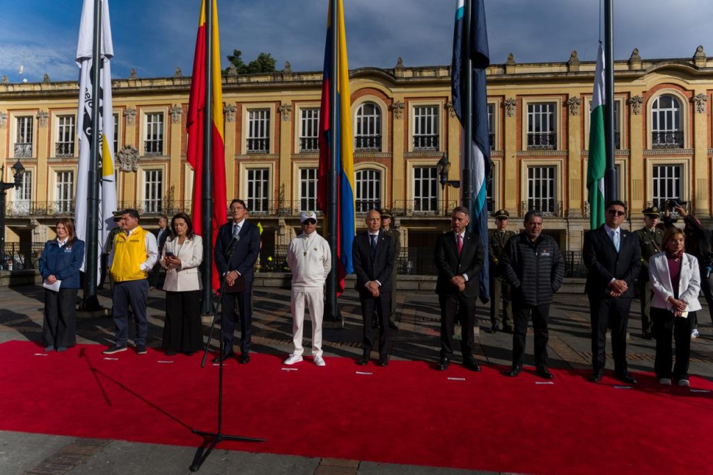 Abren las urnas para la segunda vuelta presidencial en Colombia: más de 41 millones de ciudadanos están habilitados para votar