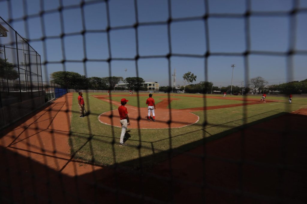 Barranquilla culmina la transformación del polideportivo La Magdalena con la entrega del estadio de béisbol y ring de boxeo