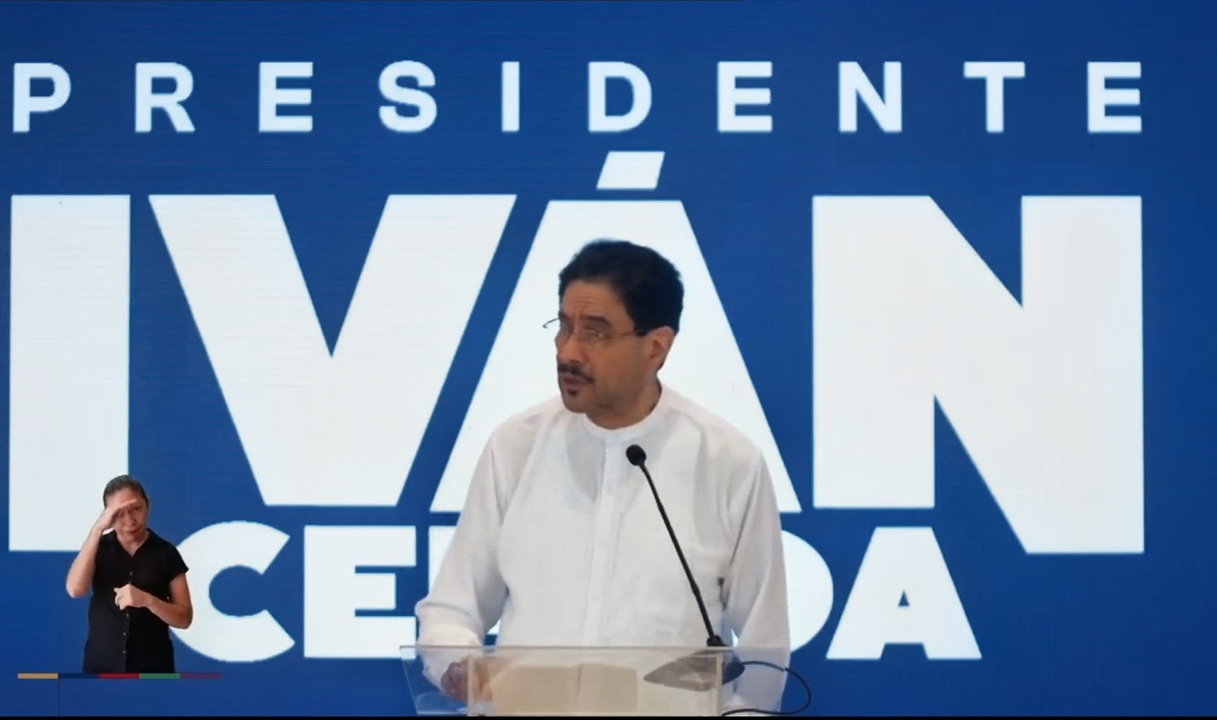 Iván Cepeda denuncia a Abelardo de la Espriella por presuntas irregularidades en el manejo de recursos de Salud Vida EPS