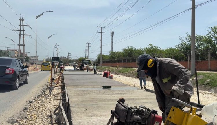 Defensora del Pueblo pide restablecer el empalme entre los gobiernos de Petro y De La Espriella