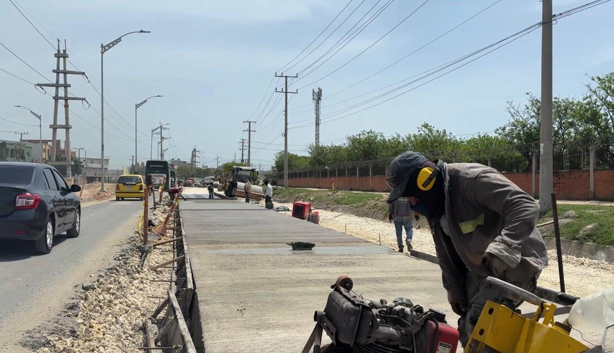 Defensora del Pueblo pide restablecer el empalme entre los gobiernos de Petro y De La Espriella