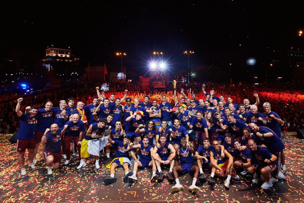 Más de 1,8 millones de personas celebran en Madrid el título mundial de España