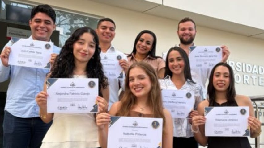 Estudiantes de Derecho de Uninorte obtienen tercer lugar en concurso nacional de jurisprudencia