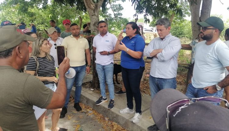 Triple A anuncia mesa de trabajo tras protestas por el servicio de agua en Baranoa