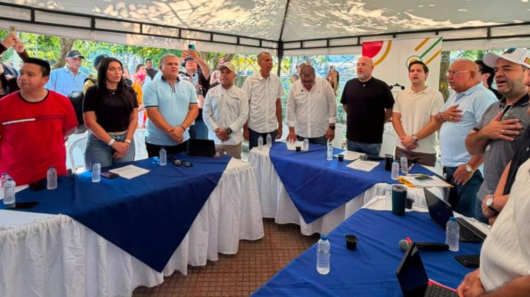 Sesión descentralizada del Concejo en el Jardín Botánico estuvo marcada por reclamos de seguridad e infraestructura