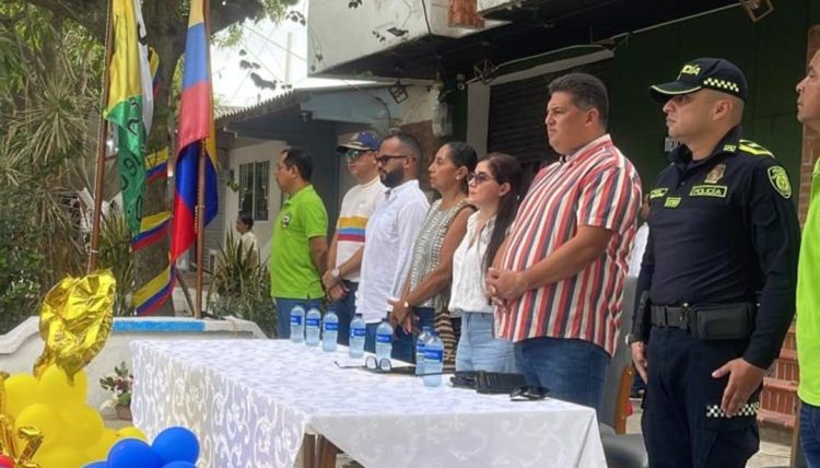 Baranoa conmemoró la Independencia de Colombia con acto cívico en el barrio 20 de Julio