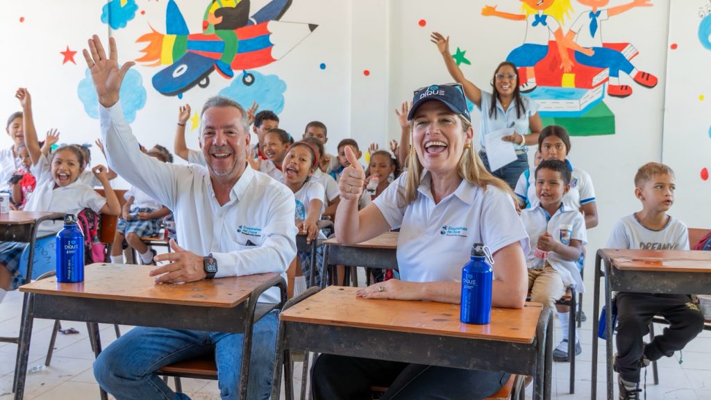 Instalan filtros purificadores en colegios de Bolívar para mejorar el acceso a agua potable